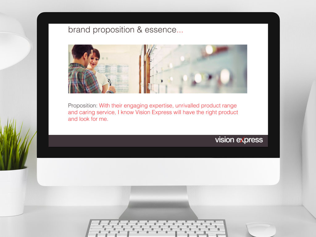 design view on Imac for scene proposition module e-learning platform created for Vision Express creative work